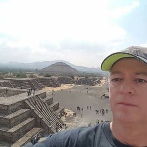 Meet your Posher, Gary